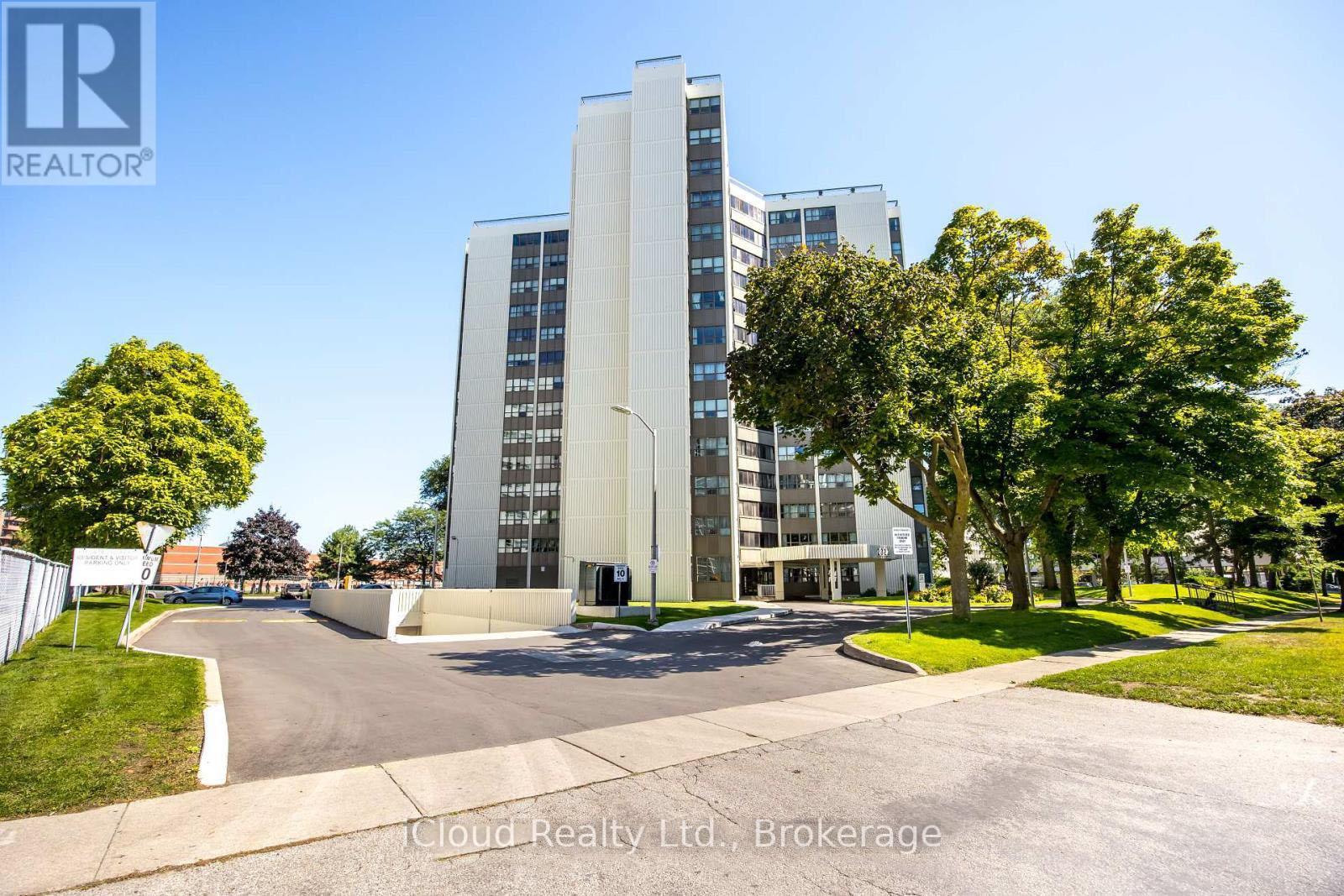 1003 - 2323 CONFEDERATION PARKWAY, Mississauga, Ontario