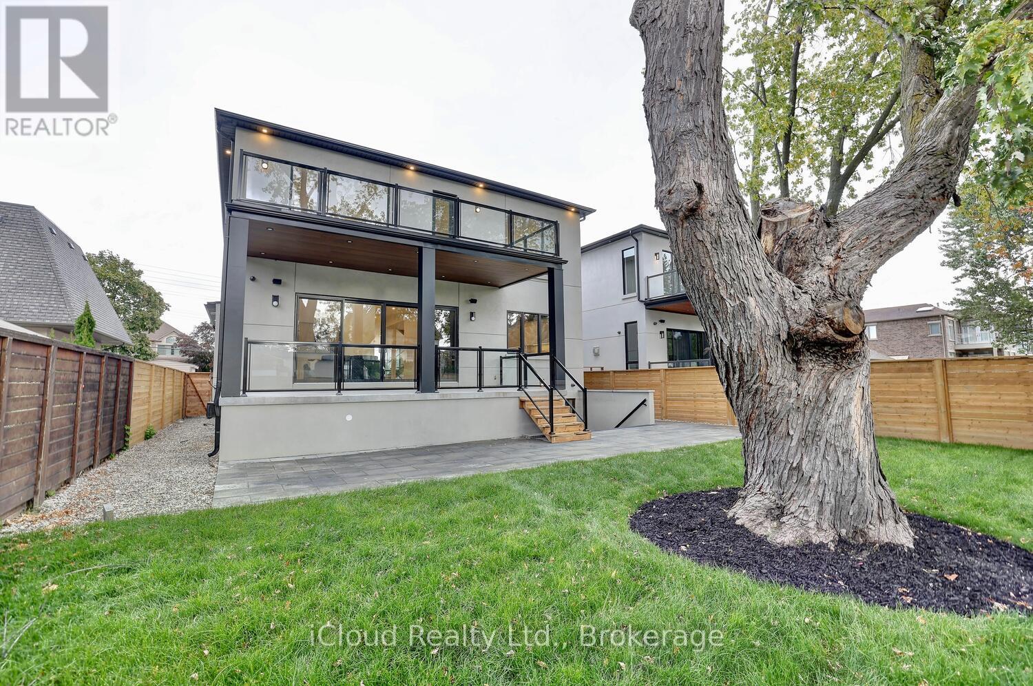 2556 Glengarry Road, Mississauga, Ontario  L5C 1Y3 - Photo 27 - W12509258