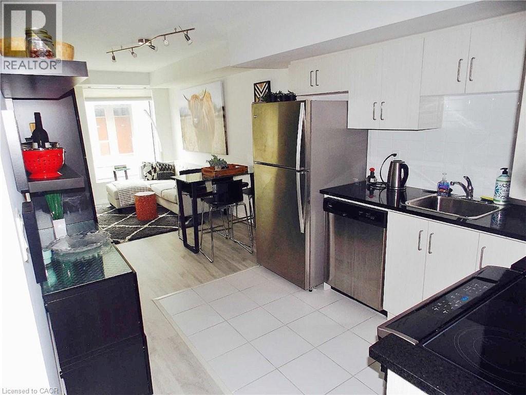 7 Applewood Lane Unit# 216, Toronto, Ontario  M9C 2Z7 - Photo 4 - 40790876