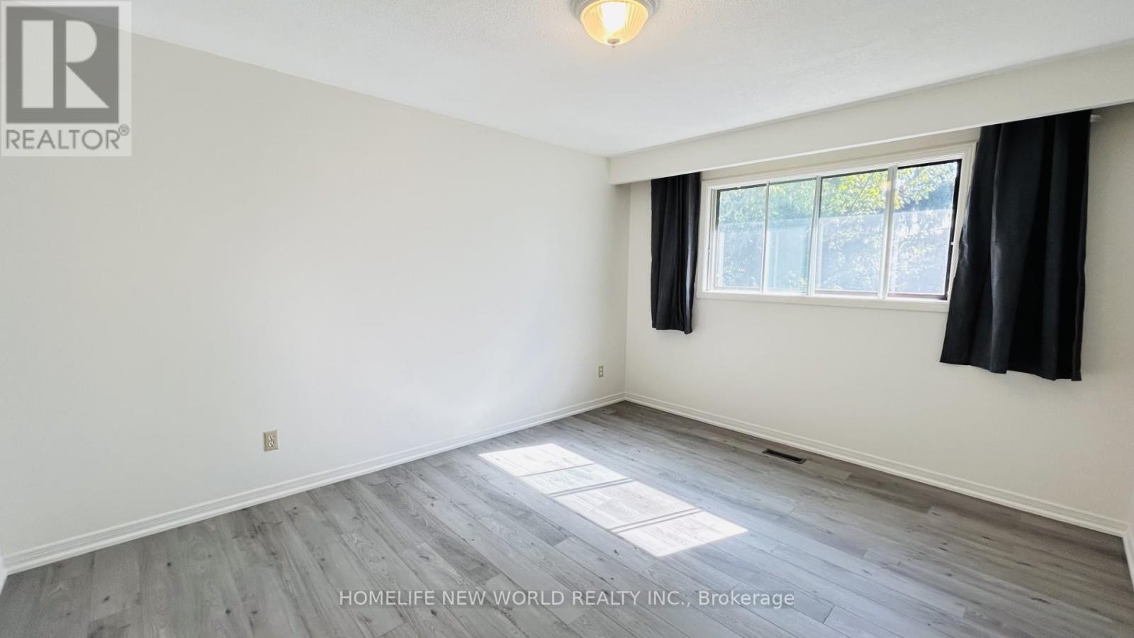 93 Willowbrook Road, Markham, Ontario  L3T 5K7 - Photo 17 - N12580932