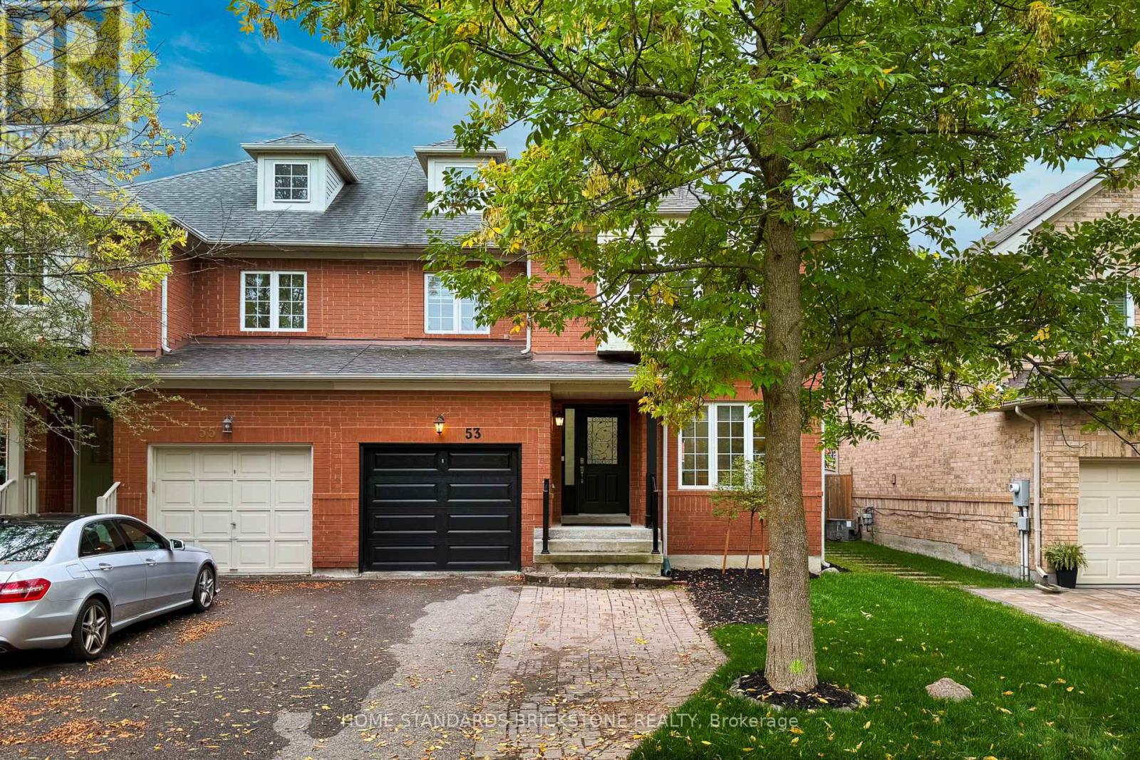 53 OSTICK STREET, Aurora, Ontario