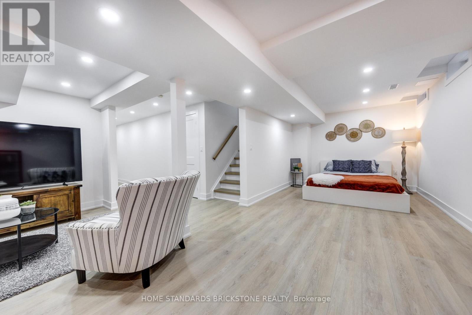 53 Ostick Street, Aurora, Ontario  L4G 7K4 - Photo 39 - N12580948