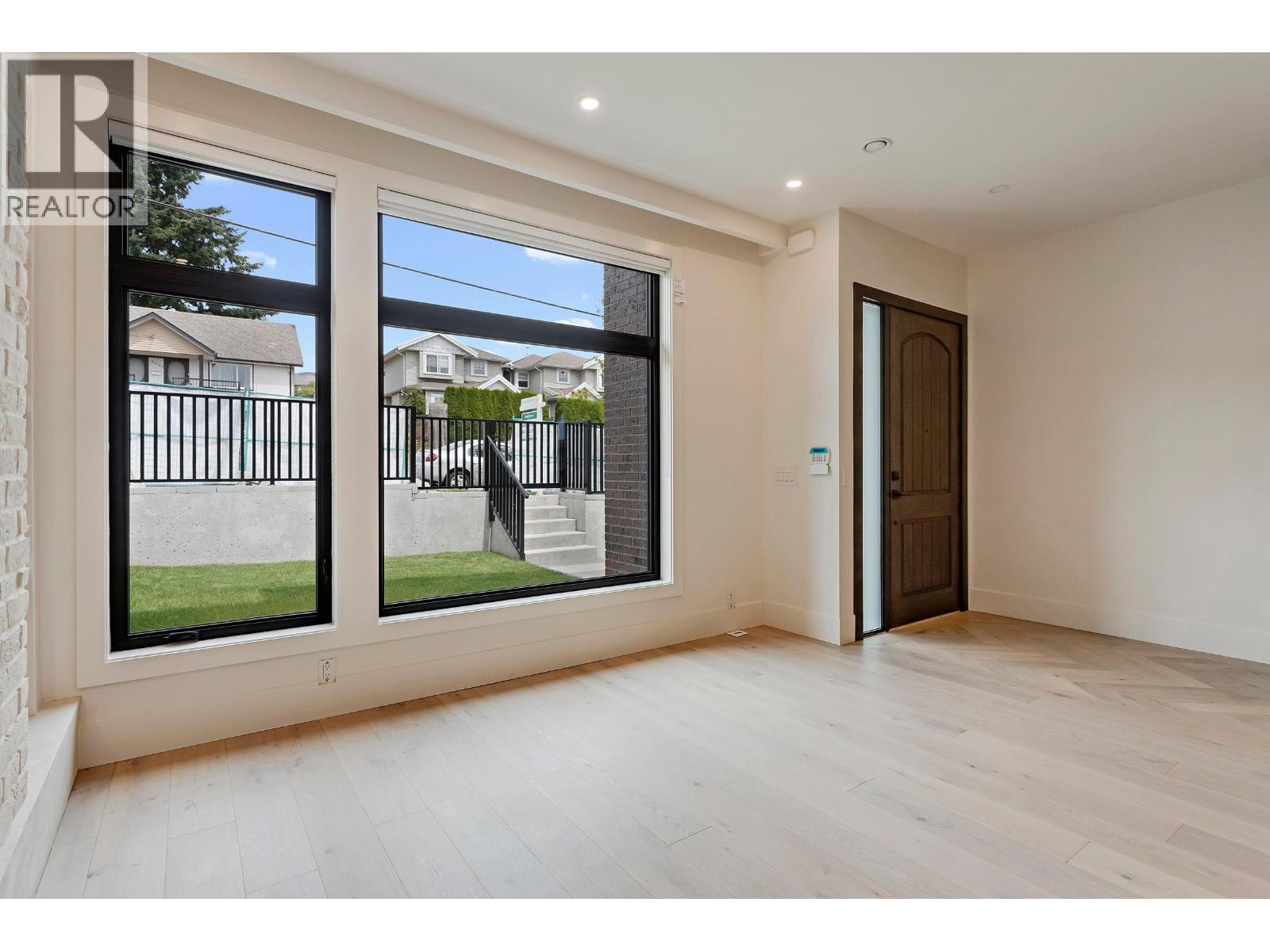 102 1038 Delestre Avenue, Coquitlam, British Columbia  V3K 2H2 - Photo 4 - R3070367