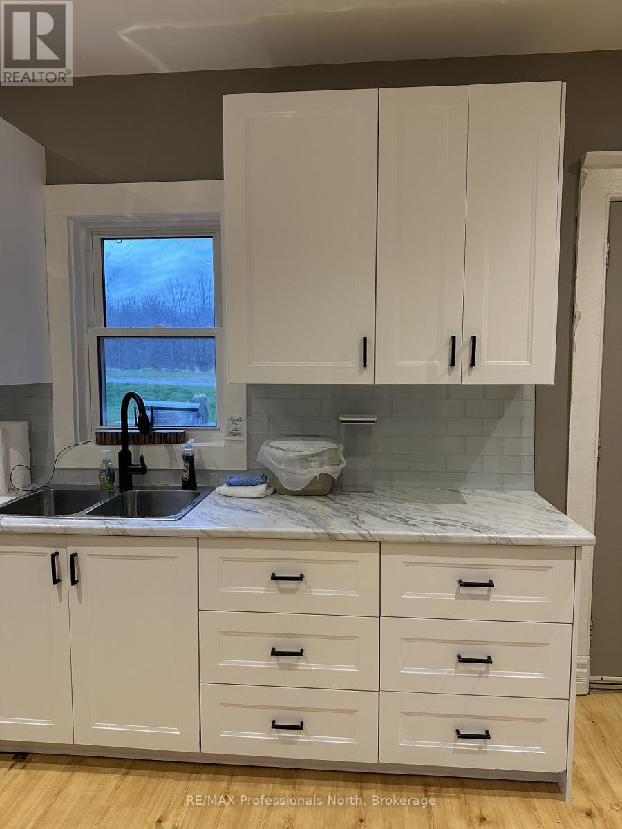 1 - 1034 Quinn Road, Muskoka Lakes, Ontario  P0B 1M0 - Photo 6 - X12579790