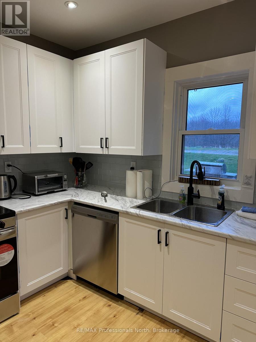 1 - 1034 Quinn Road, Muskoka Lakes, Ontario  P0B 1M0 - Photo 7 - X12579790