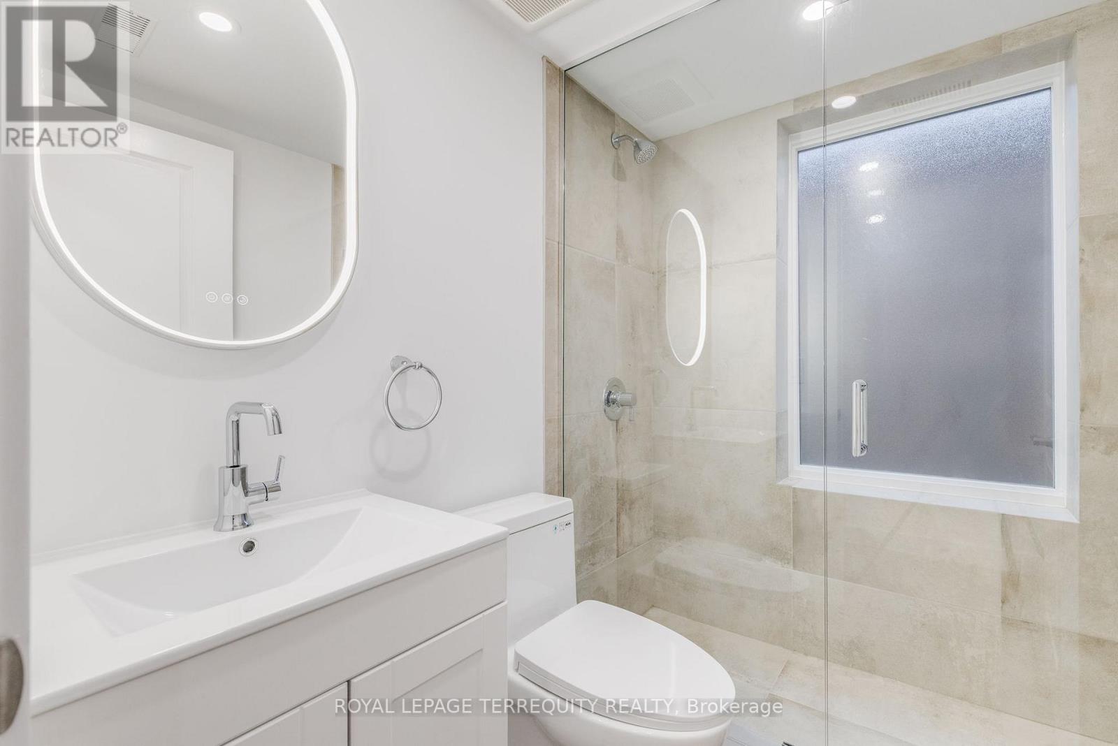 2 - 94 Earlscourt Avenue, Toronto, Ontario  M6E 4A9 - Photo 9 - W12580934