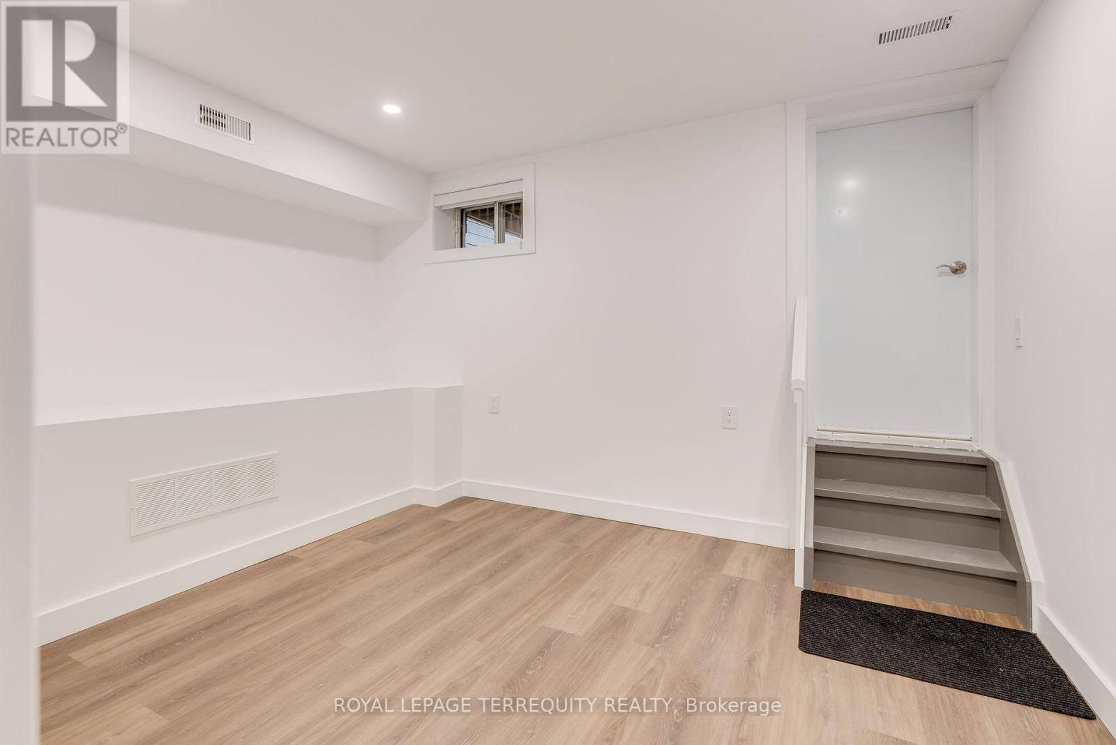 Bsmt - 94 Earlscourt Avenue, Toronto, Ontario  M6E 4A9 - Photo 7 - W12580940