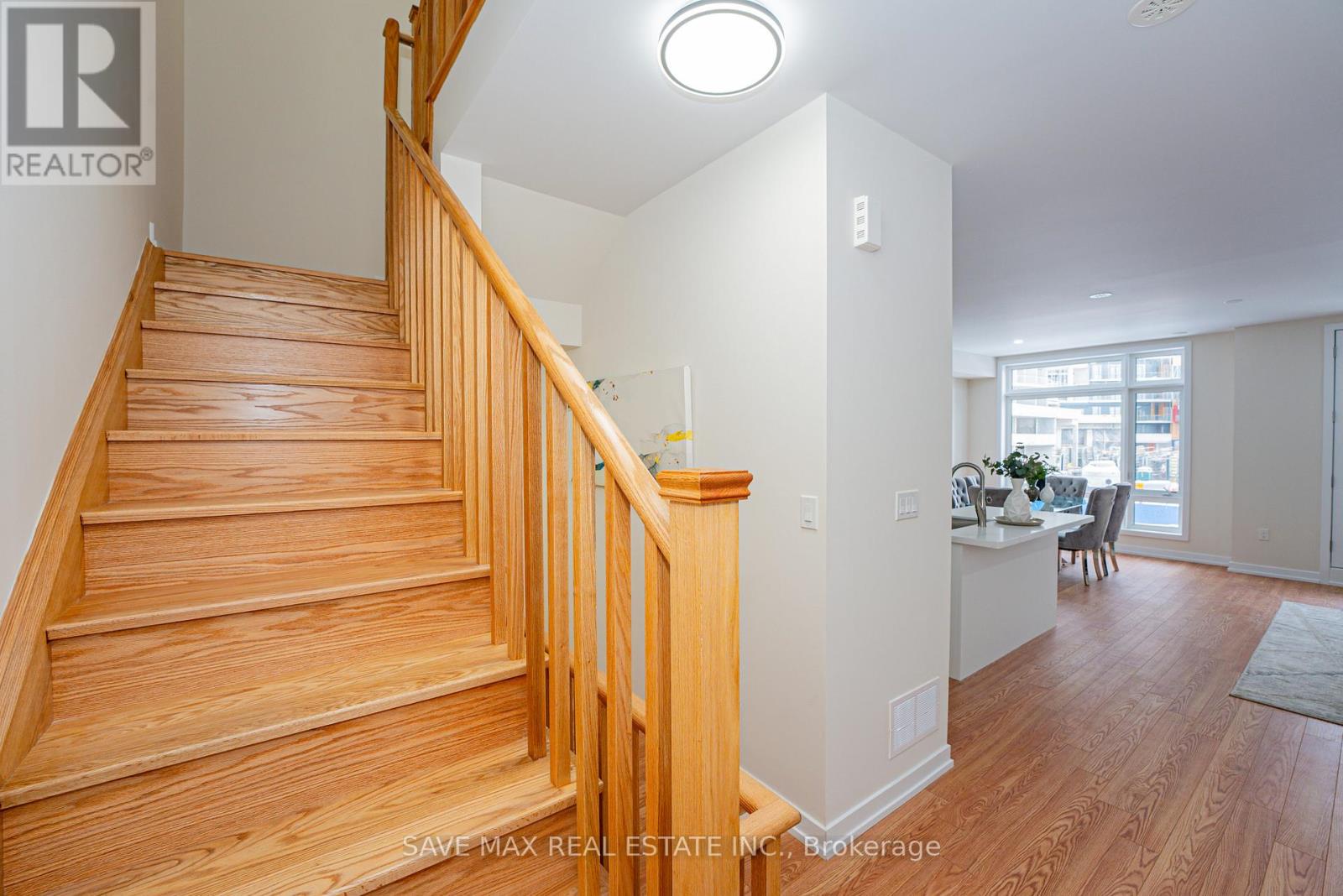 26 Dandara Gate, Vaughan, Ontario  L4L 1V8 - Photo 17 - N12578606