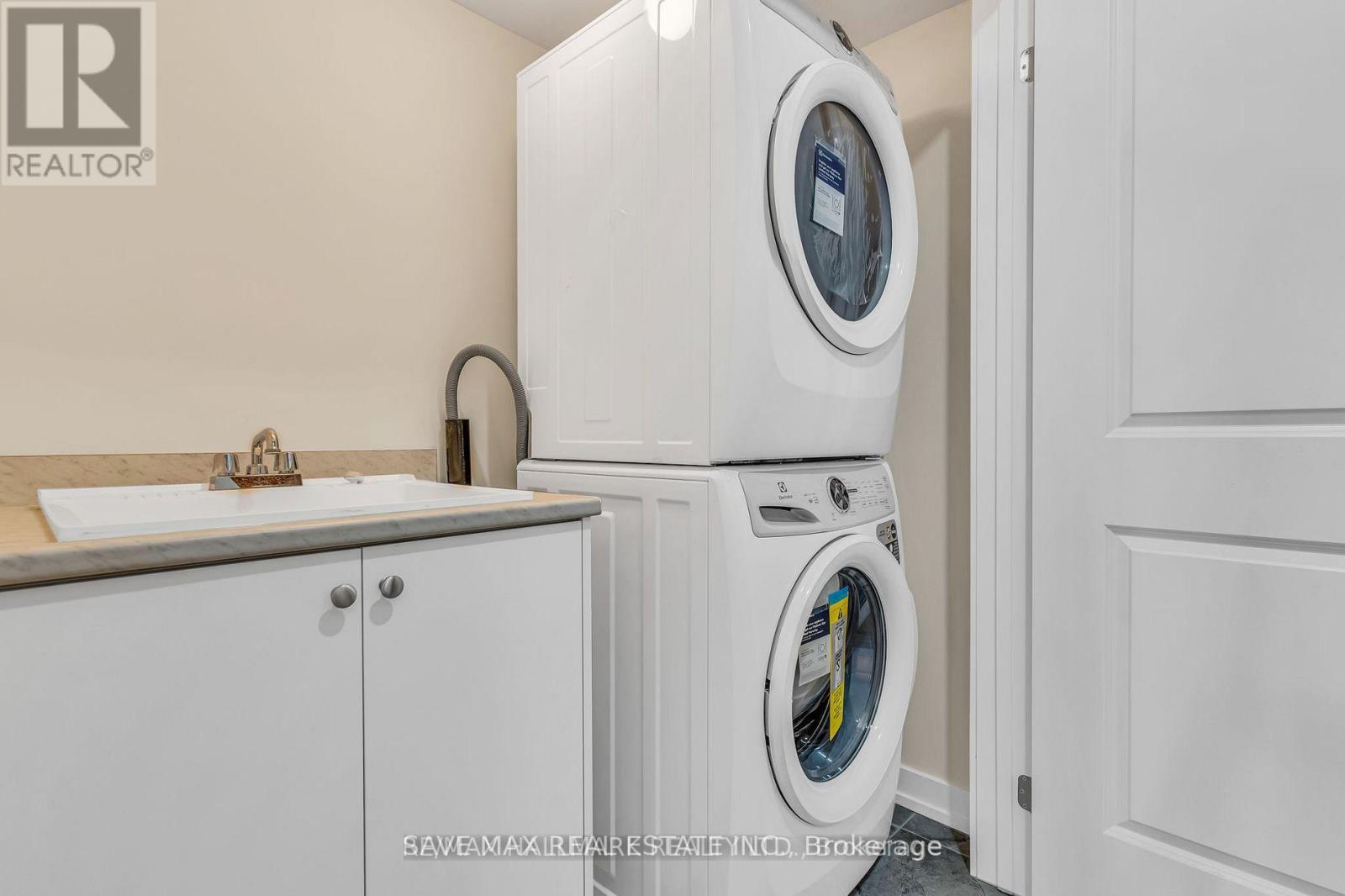 26 Dandara Gate, Vaughan, Ontario  L4L 1V8 - Photo 30 - N12578606