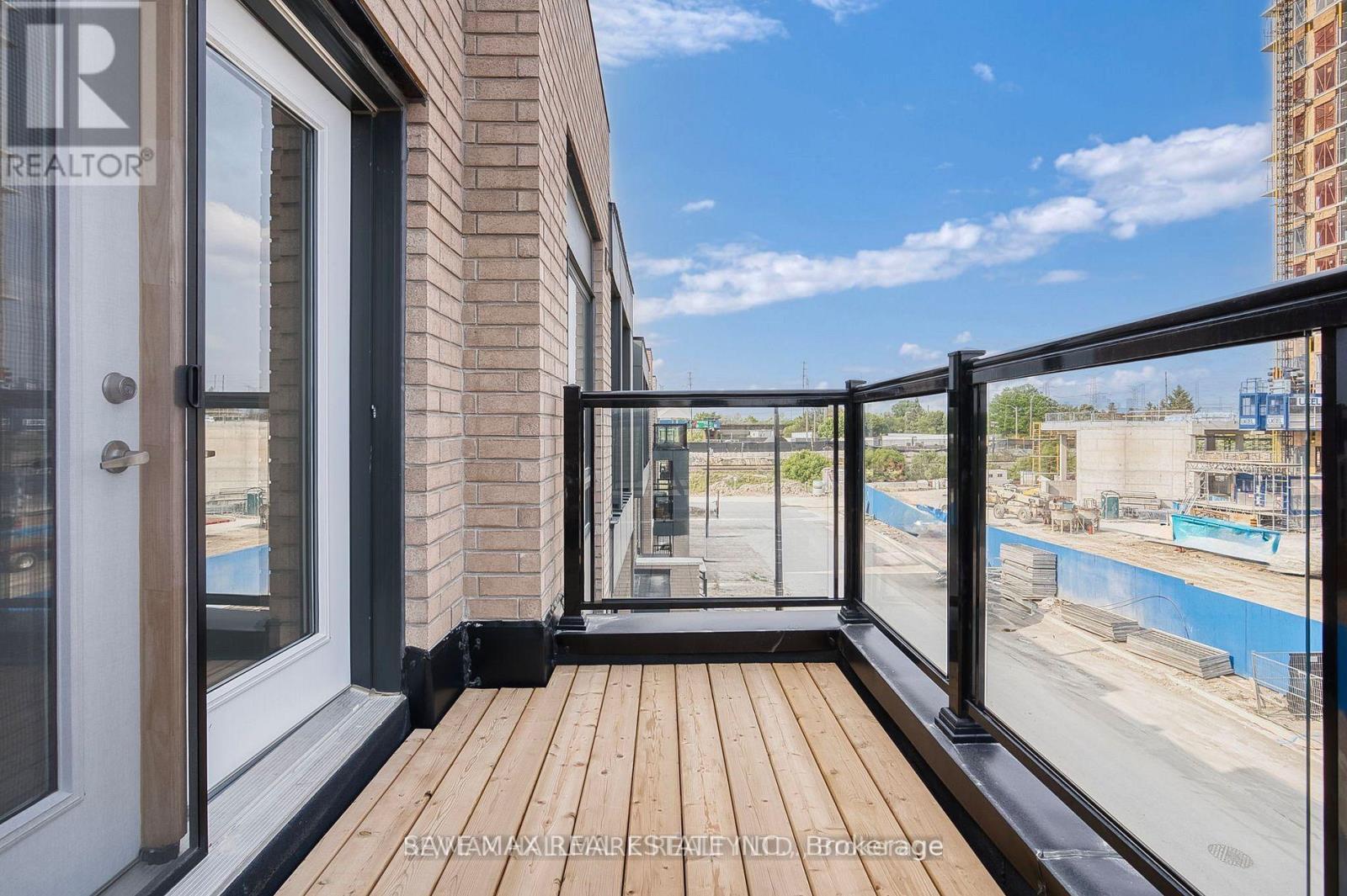 26 Dandara Gate, Vaughan, Ontario  L4L 1V8 - Photo 37 - N12578606