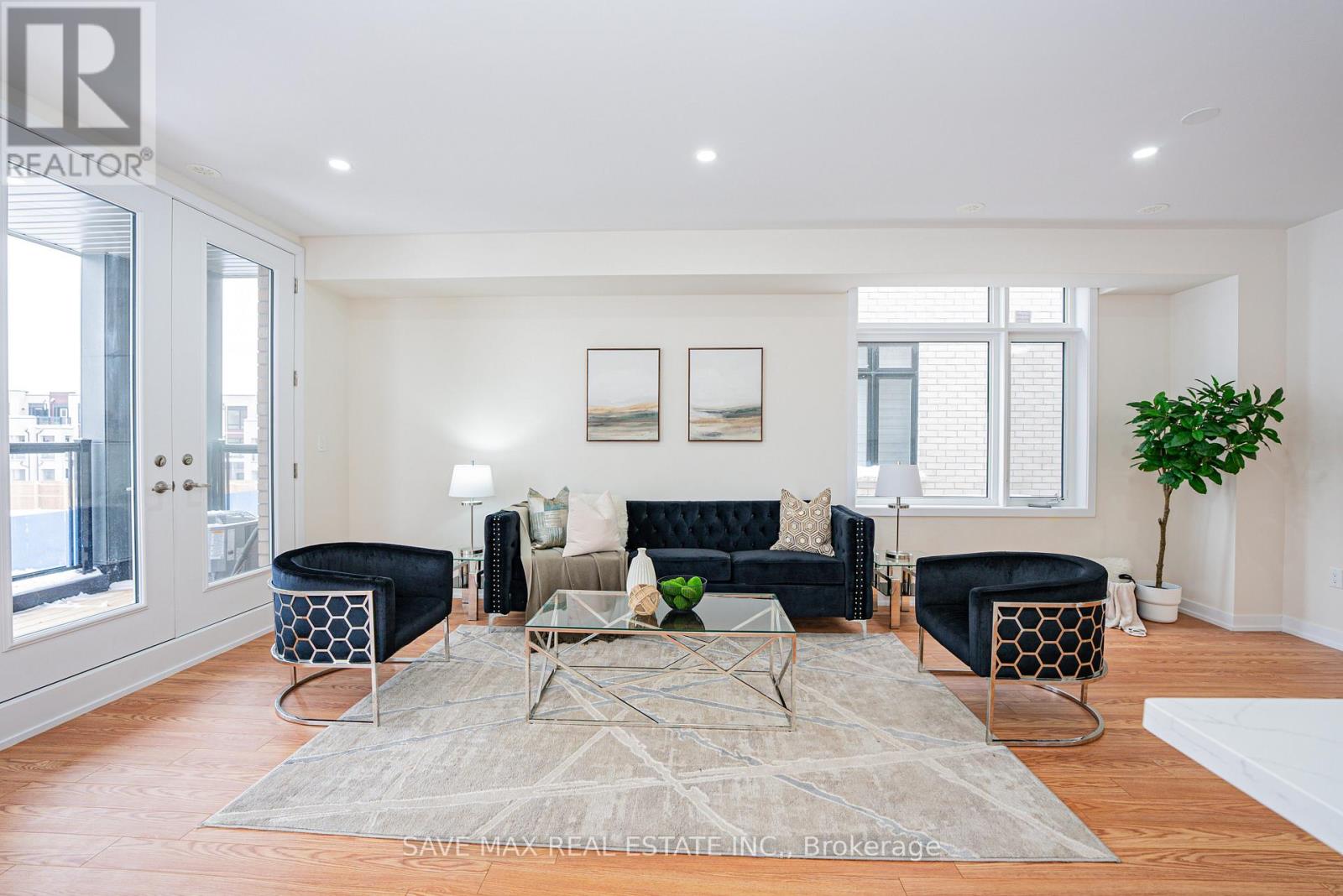 26 Dandara Gate, Vaughan, Ontario  L4L 1V8 - Photo 9 - N12578606