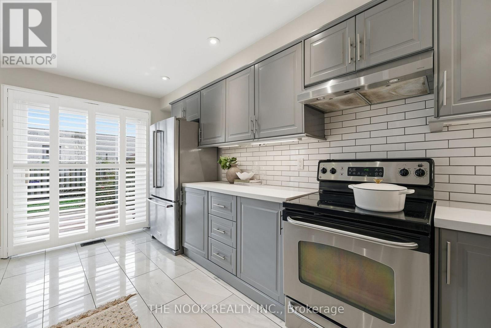 11 Fothergill Court, Whitby, Ontario  L1P 1K8 - Photo 15 - E12580964