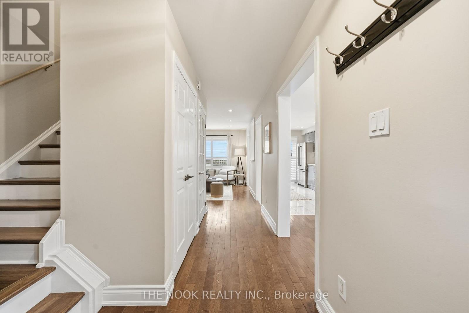 11 Fothergill Court, Whitby, Ontario  L1P 1K8 - Photo 8 - E12580964