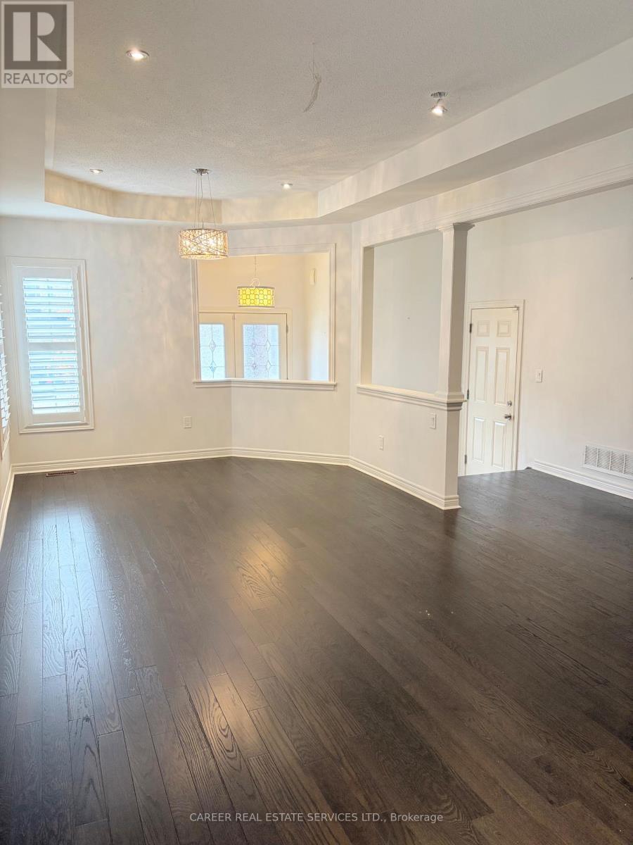 18 Crellin Street, Ajax, Ontario  L1Z 0P4 - Photo 5 - E12581002