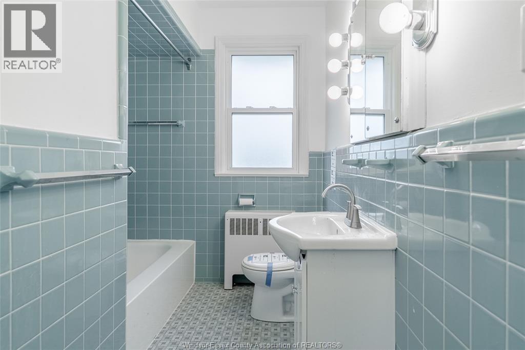 3310 Rankin, Windsor, Ontario N9E 3C1 - Photo 15 - 25030671