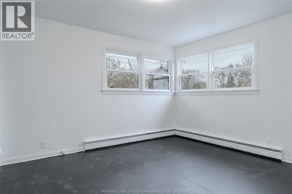 3310 Rankin, Windsor, Ontario N9E 3C1 - Photo 20 - 25030671