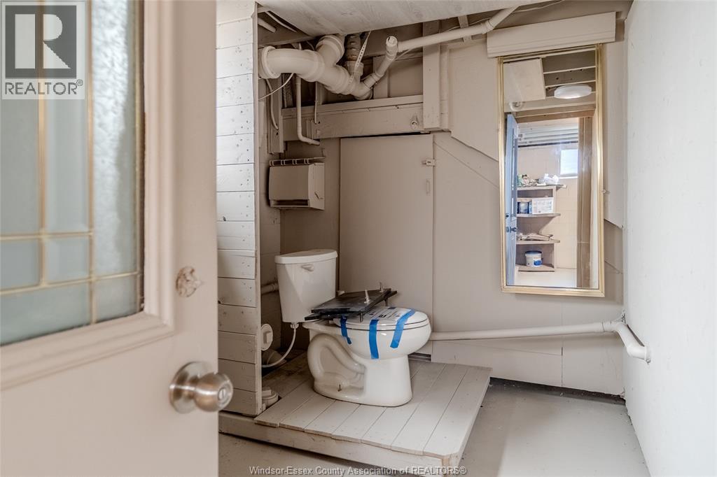 3310 Rankin, Windsor, Ontario N9E 3C1 - Photo 26 - 25030671