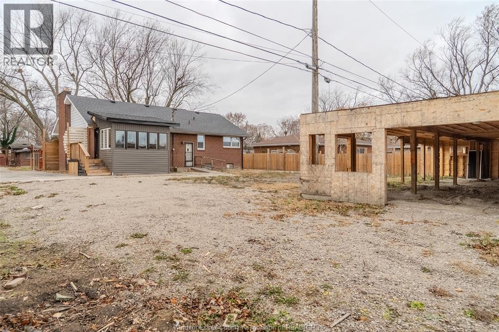 3310 Rankin, Windsor, Ontario N9E 3C1 - Photo 38 - 25030671