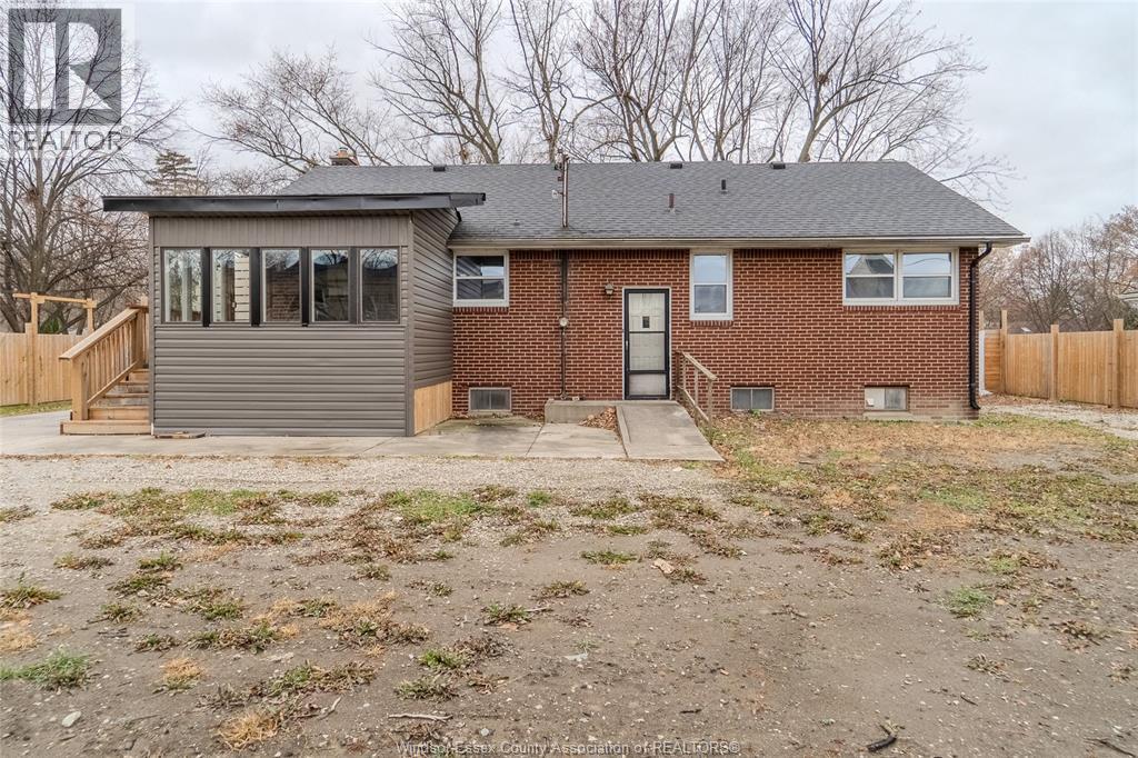 3310 Rankin, Windsor, Ontario N9E 3C1 - Photo 35 - 25030671