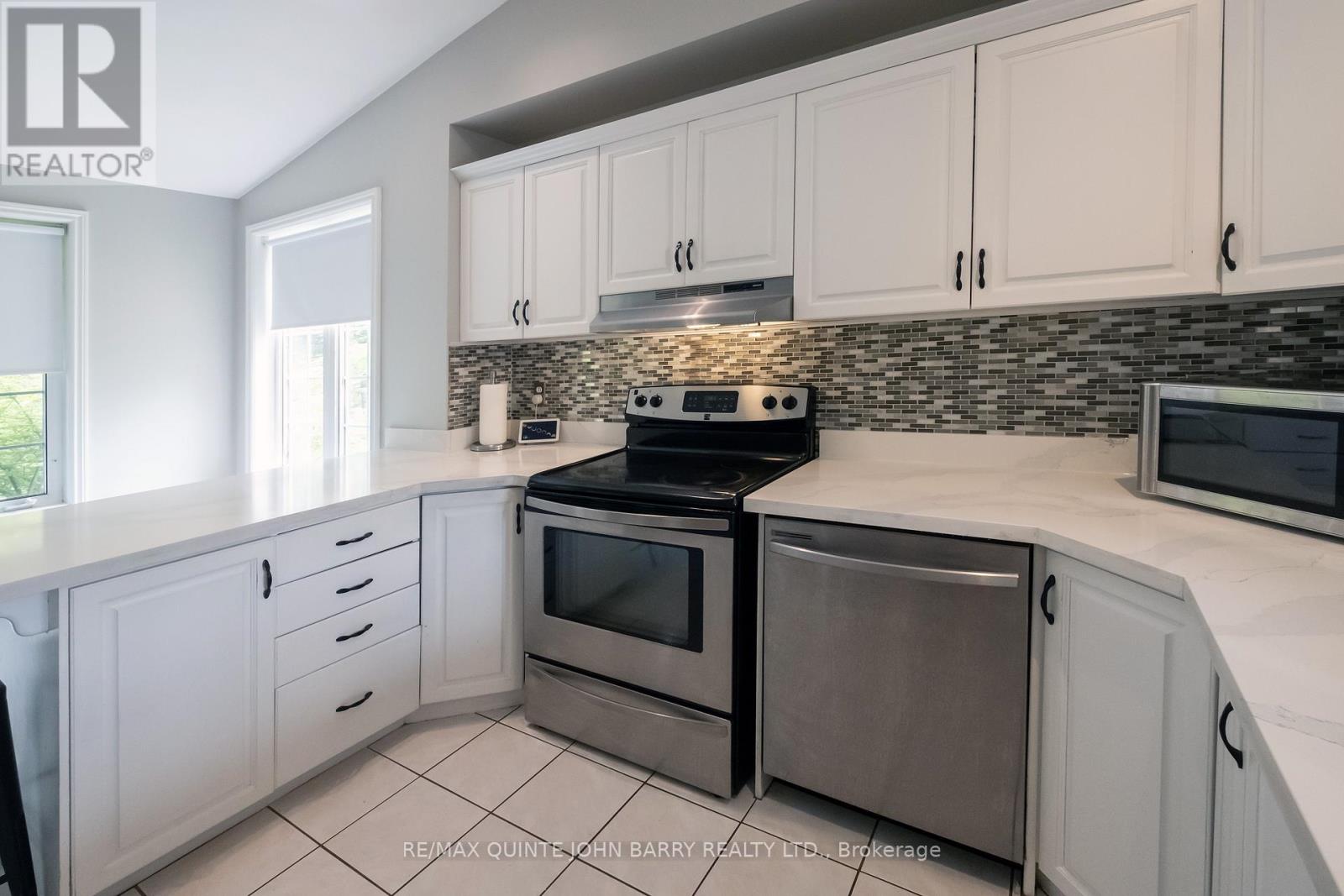 524 Christiani Road, Quinte West, Ontario  K8V 5P4 - Photo 12 - X12580988