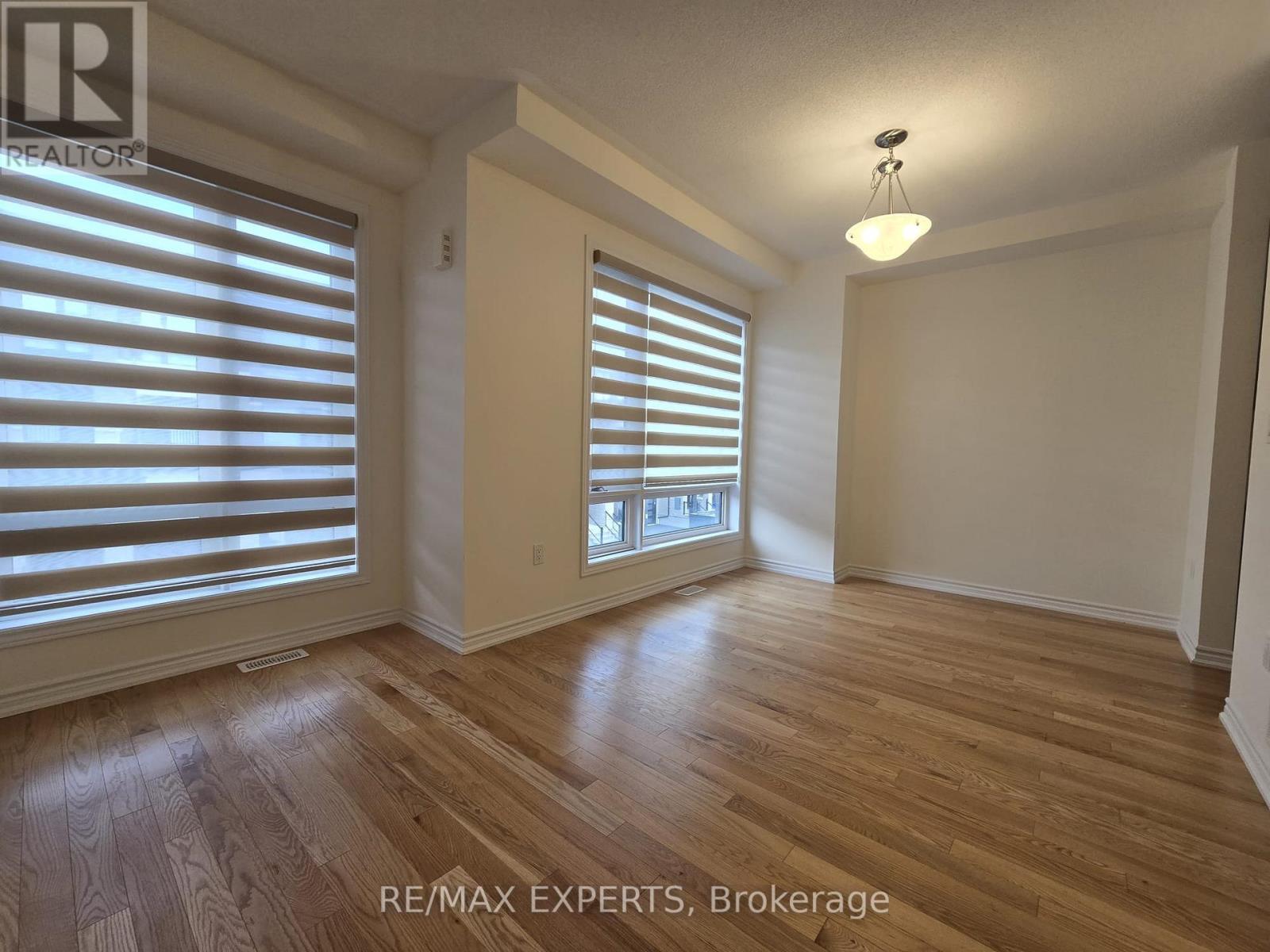 36 Lake Trail Way, Whitby, Ontario  L1M 0E5 - Photo 11 - E12578092