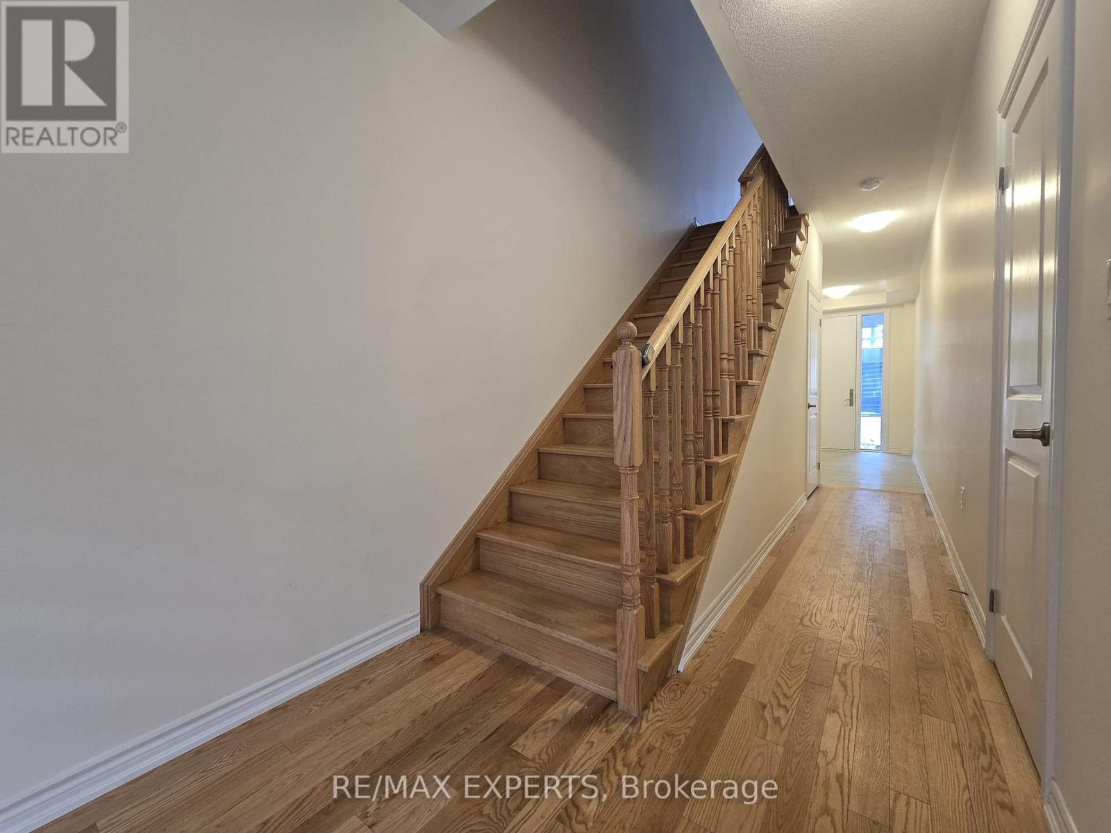 36 Lake Trail Way, Whitby, Ontario  L1M 0E5 - Photo 3 - E12578092