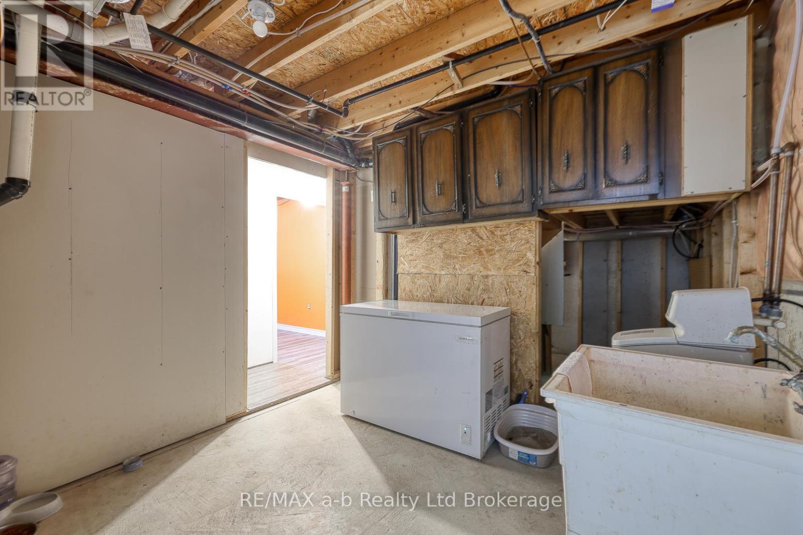 16 Hillside Road, Ingersoll, Ontario  N5C 4B5 - Photo 33 - X12581000