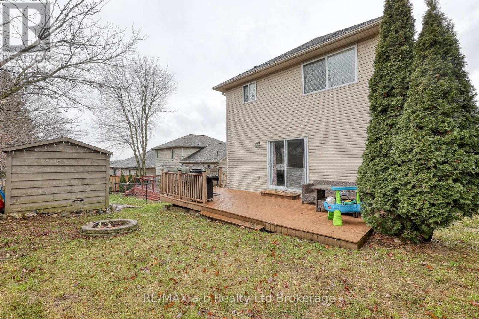 16 Hillside Road, Ingersoll, Ontario  N5C 4B5 - Photo 39 - X12581000