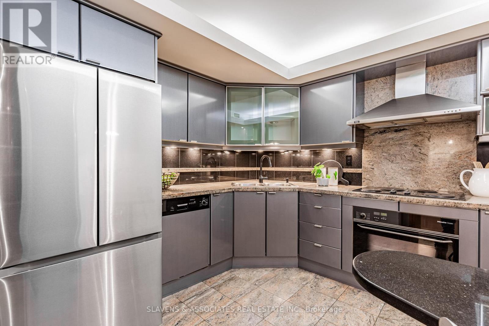 1213 - 360 Bloor Street E, Toronto, Ontario M4W 3M3 - Photo 16 - C12581006