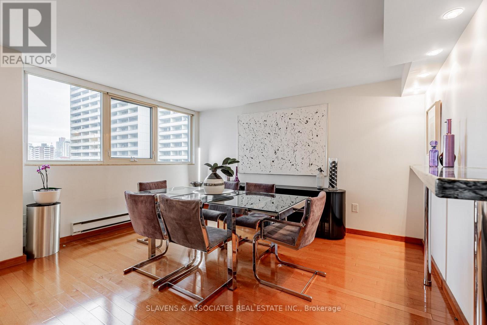 1213 - 360 Bloor Street E, Toronto, Ontario M4W 3M3 - Photo 8 - C12581006