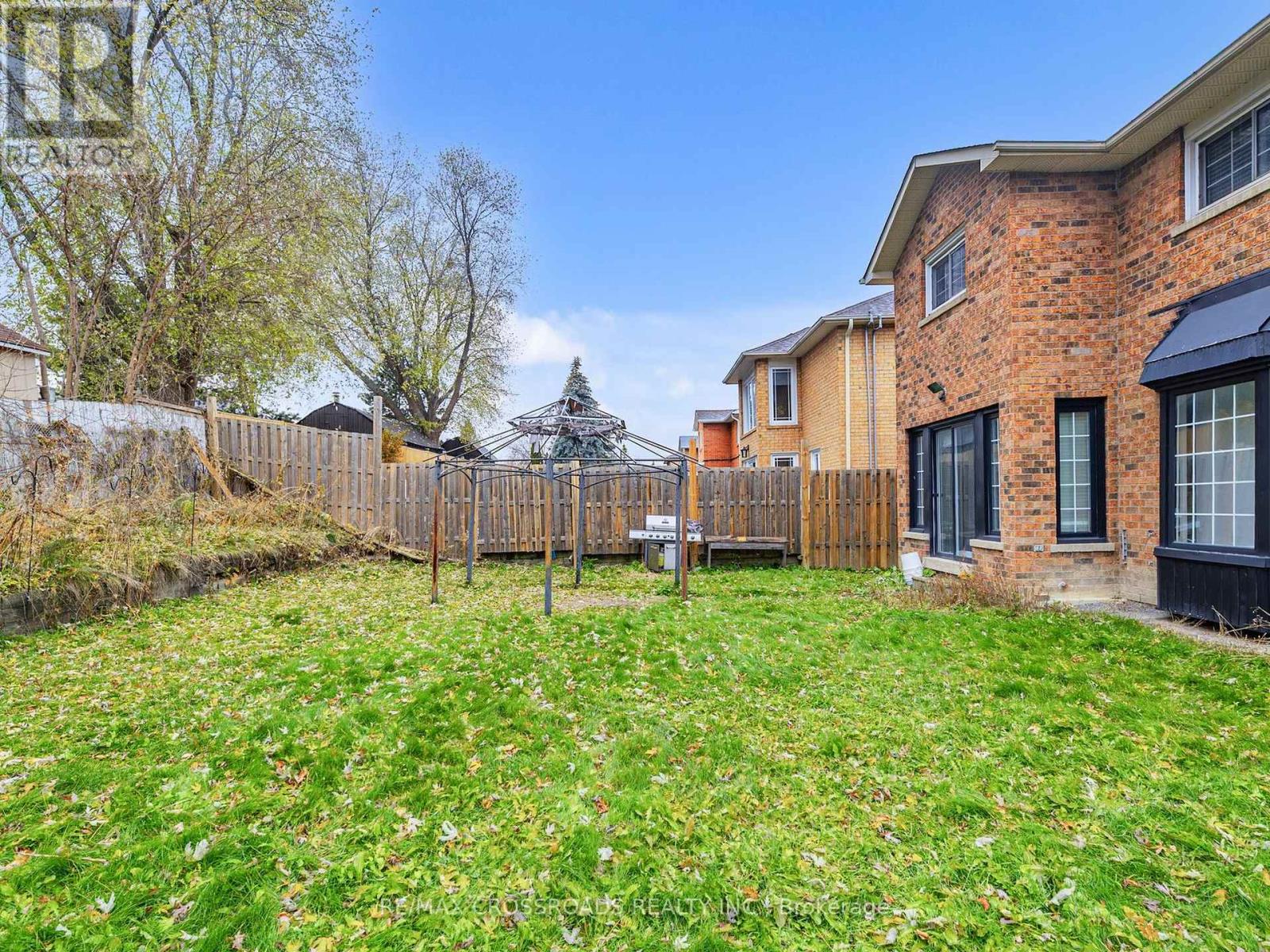 500 Lightfoot Place, Pickering, Ontario  L1V 5Z5 - Photo 29 - E12580976