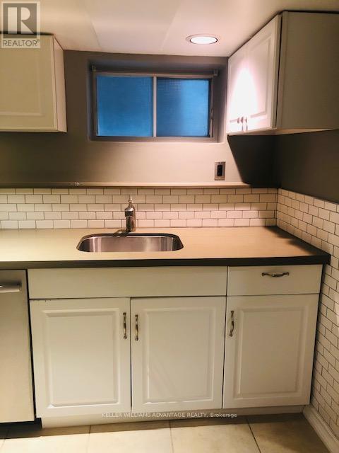 4 - 54 Waverley Road, Toronto, Ontario  M4L 3T1 - Photo 10 - E12581008