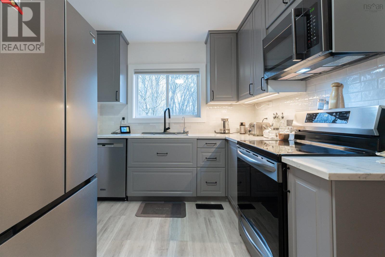 411 Robie Street, Truro, Nova Scotia  B2N 1M1 - Photo 15 - 202528640