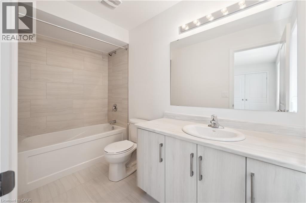 33 Henry Maracle Street, Ayr, Ontario  N0B 1E0 - Photo 11 - 40767915