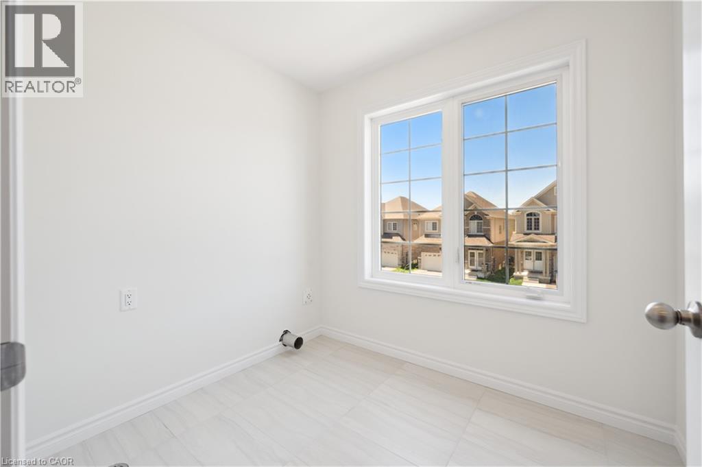 33 Henry Maracle Street, Ayr, Ontario  N0B 1E0 - Photo 16 - 40767915