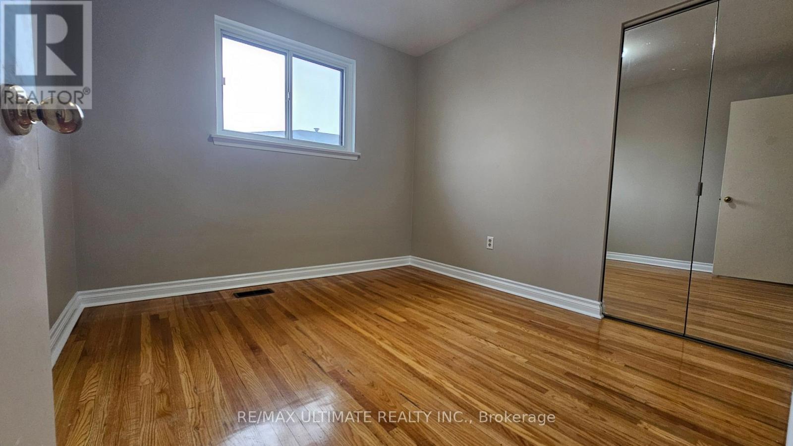 Main Floor - 27 Cobb Avenue, Toronto, Ontario  M3L 2A2 - Photo 13 - W12580276