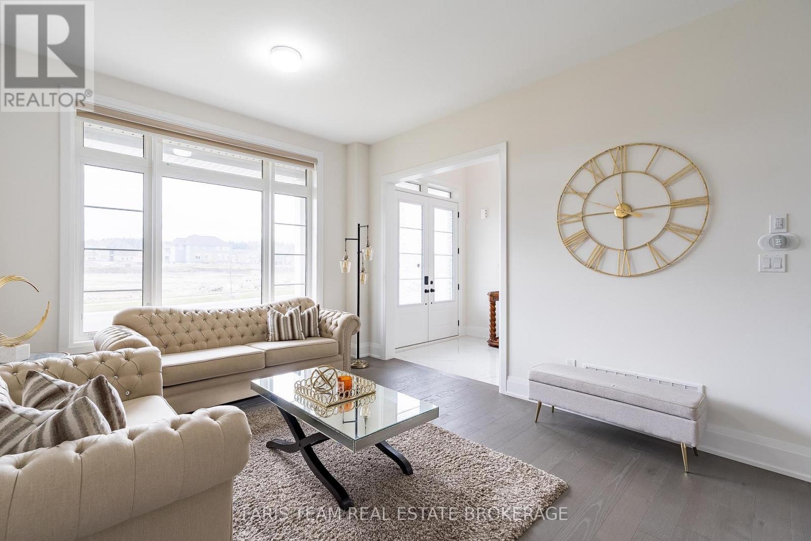 24 Magnolia Avenue, Adjala-Tosorontio, Ontario  L0G 1W0 - Photo 18 - N12581012