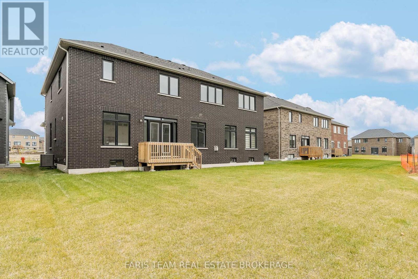 24 Magnolia Avenue, Adjala-Tosorontio, Ontario  L0G 1W0 - Photo 39 - N12581012