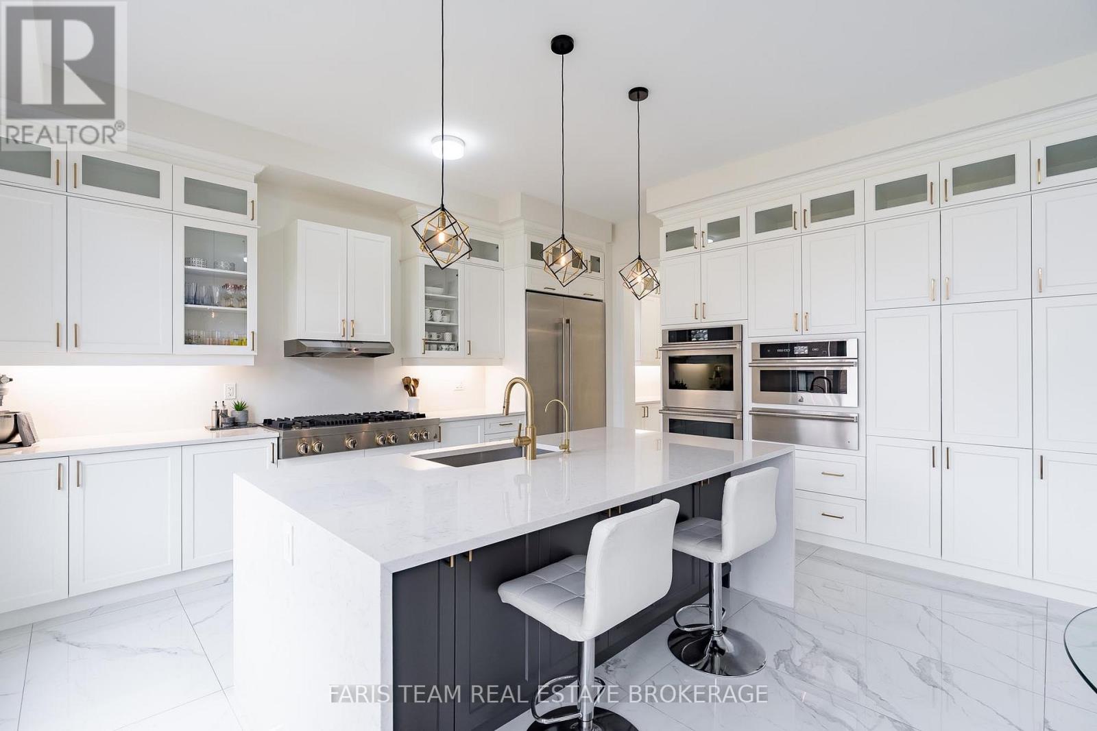 24 Magnolia Avenue, Adjala-Tosorontio, Ontario  L0G 1W0 - Photo 6 - N12581012