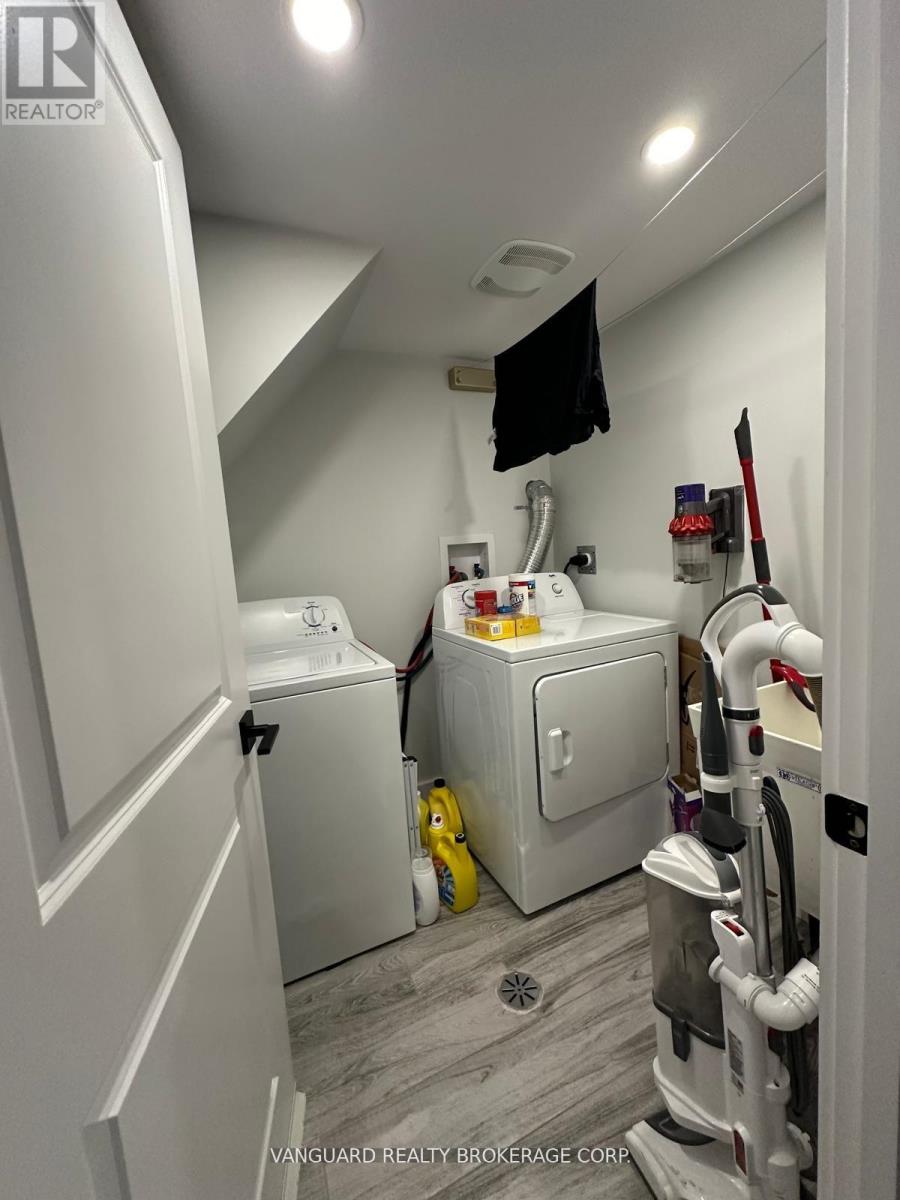 Basement - 172 Northcliffe Boulevard, Toronto, Ontario  M6E 3K6 - Photo 6 - W12580972