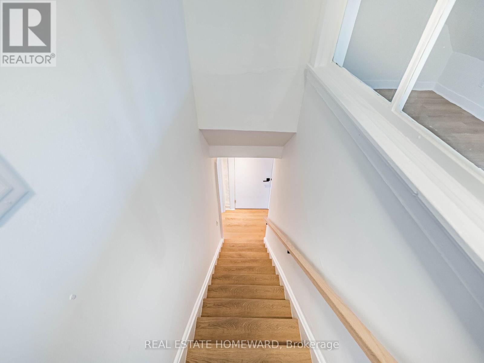 66 Melville Avenue, Toronto, Ontario  M6G 1Y2 - Photo 27 - W12581032