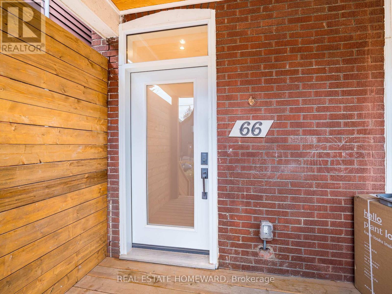 66 Melville Avenue, Toronto, Ontario  M6G 1Y2 - Photo 3 - W12581032