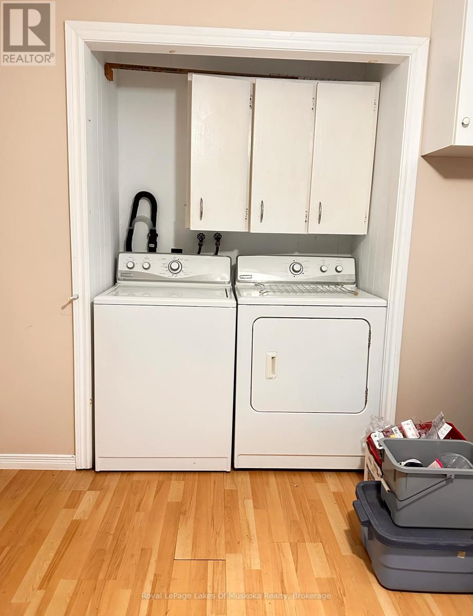 222 Queen Street, Burk's Falls, Ontario  P0A 1C0 - Photo 17 - X12581040