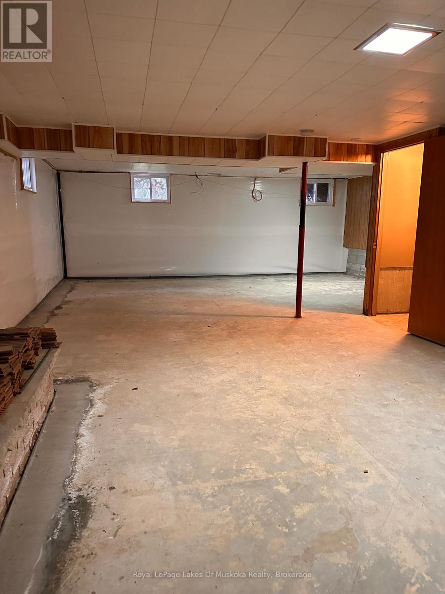 222 Queen Street, Burk's Falls, Ontario  P0A 1C0 - Photo 25 - X12581040