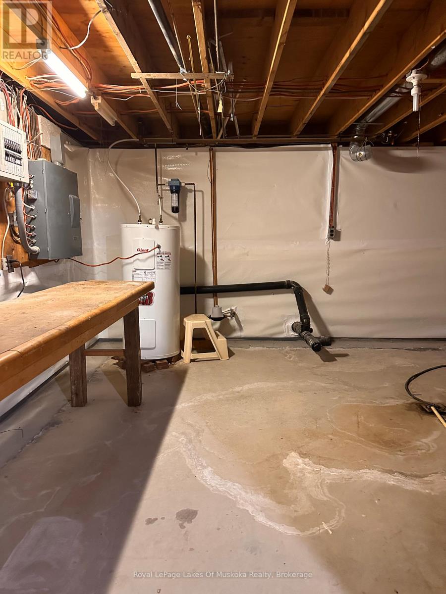 222 Queen Street, Burk's Falls, Ontario  P0A 1C0 - Photo 26 - X12581040