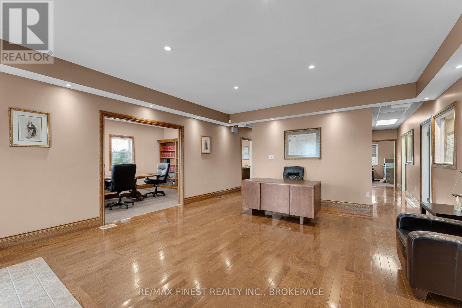 4 & 5 - 739 Arlington Park Place, Kingston, Ontario  K7M 8M8 - Photo 3 - X12581038