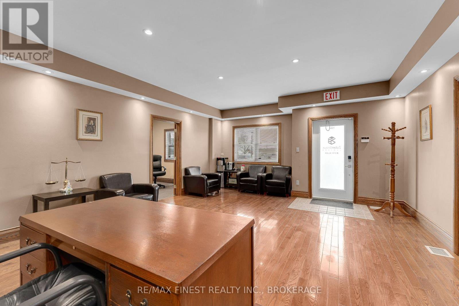 4 & 5 - 739 Arlington Park Place, Kingston, Ontario  K7M 8M8 - Photo 4 - X12581038