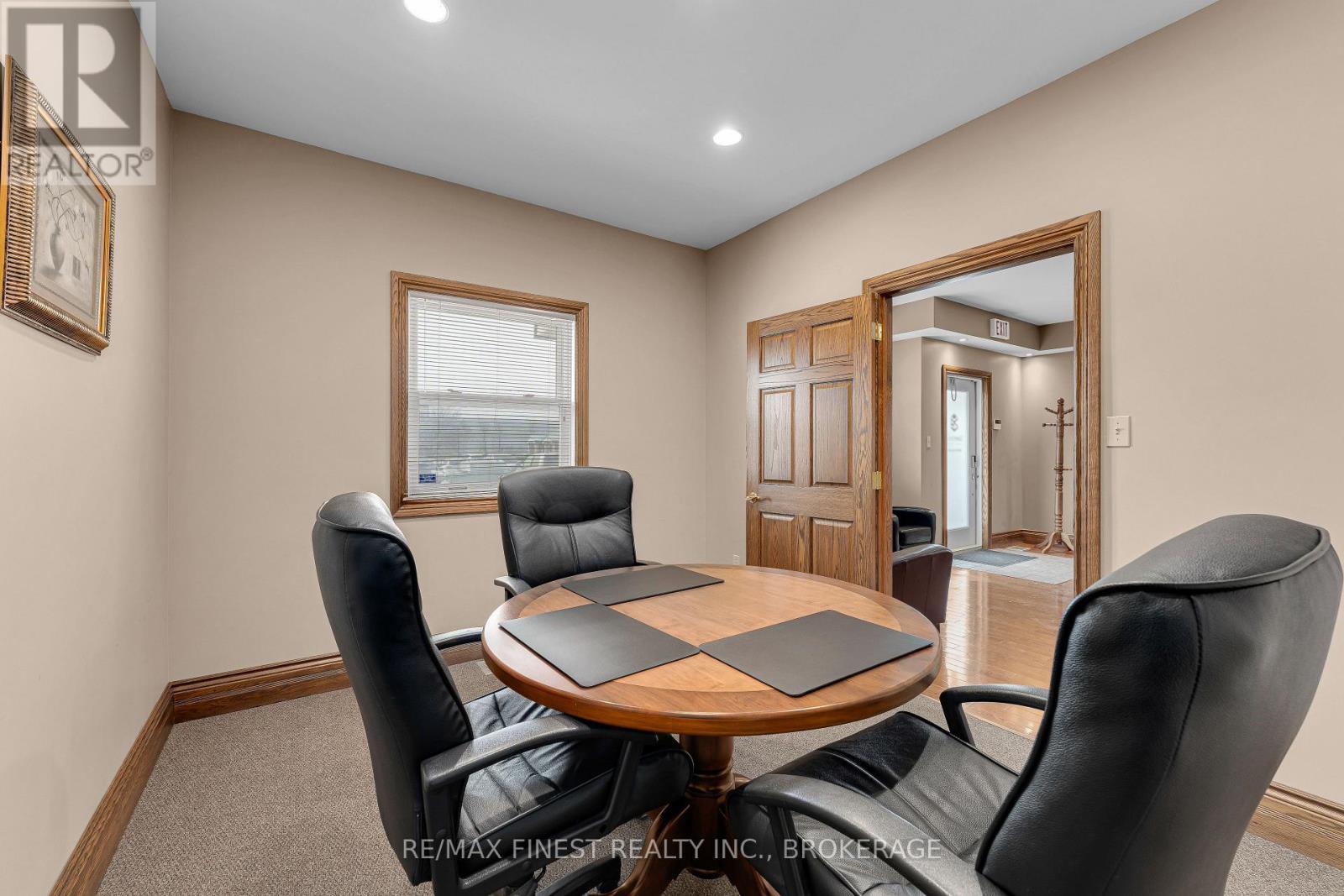 4 & 5 - 739 Arlington Park Place, Kingston, Ontario  K7M 8M8 - Photo 9 - X12581038