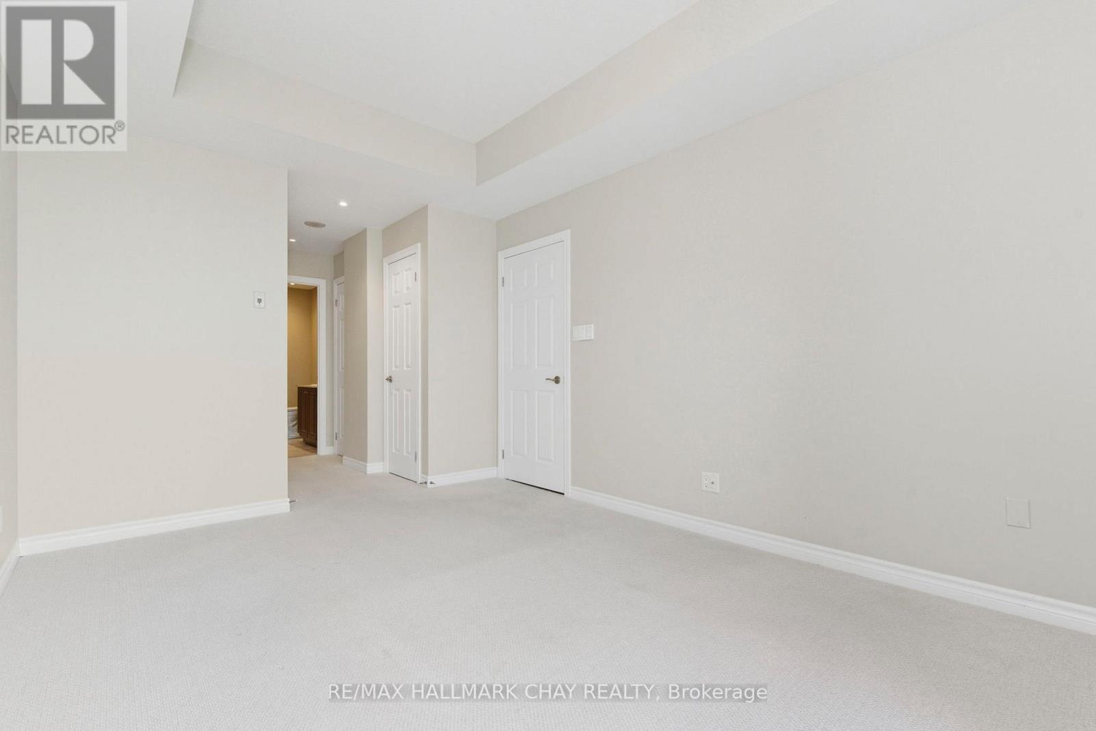 603 - 33 Ellen Street, Barrie, Ontario  L4N 6E9 - Photo 18 - S12427039