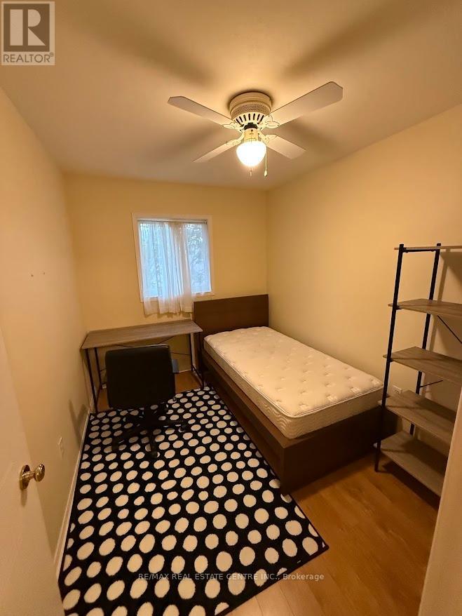 1 - 185 Highland Crescent, Kitchener, Ontario  N2M 5P8 - Photo 14 - X12580966